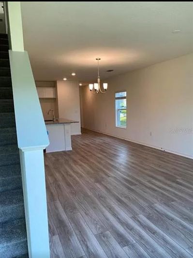 Image No.10-3 Bed Townhouse for sale