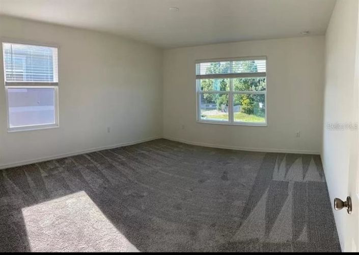 Image No.7-3 Bed Townhouse for sale