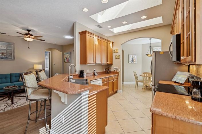 Image No.18-2 Bed House for sale