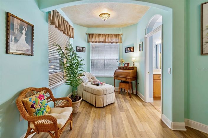 Image No.28-2 Bed House for sale