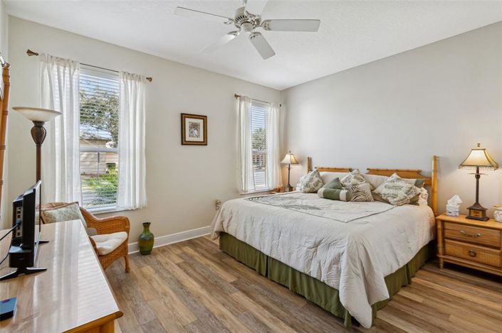 Image No.37-2 Bed House for sale