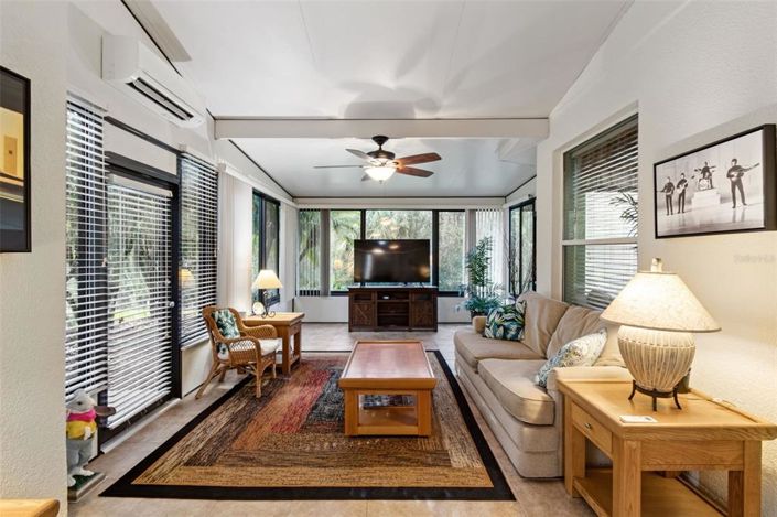 Image No.7-2 Bed House for sale