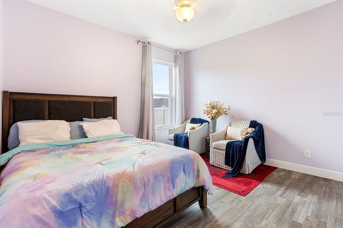 Image No.17-4 Bed House for sale