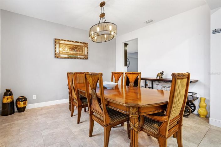 Image No.4-4 Bed House for sale