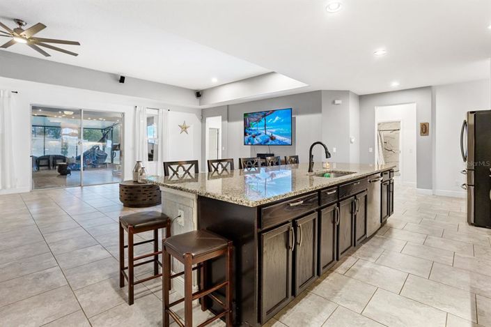 Image No.6-4 Bed House for sale