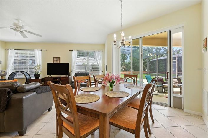 Image No.15-4 Bed House for sale