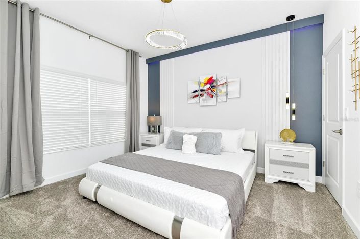 Image No.18-4 Bed Townhouse for sale