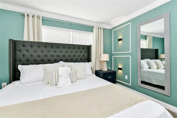 Image No.23-4 Bed Townhouse for sale