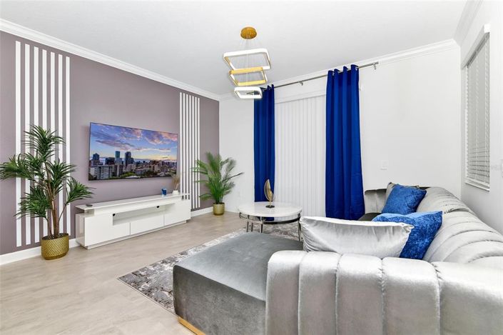 Image No.3-4 Bed Townhouse for sale