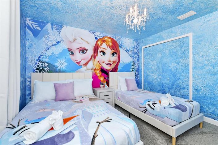 Image No.32-4 Bed Townhouse for sale