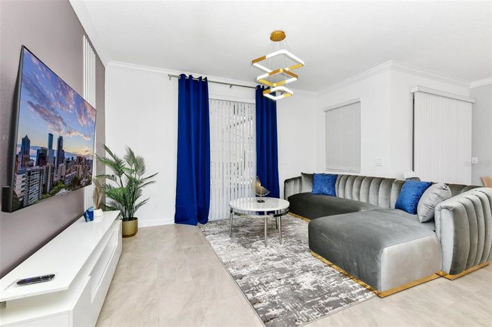 Image No.4-4 Bed Townhouse for sale