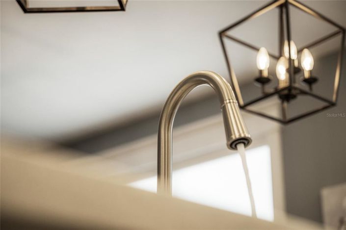 Image No.19-4 Bed House for sale