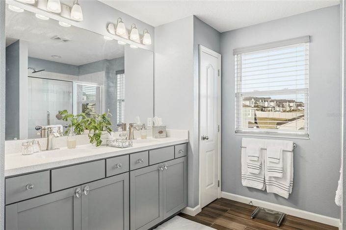 Image No.27-4 Bed House for sale