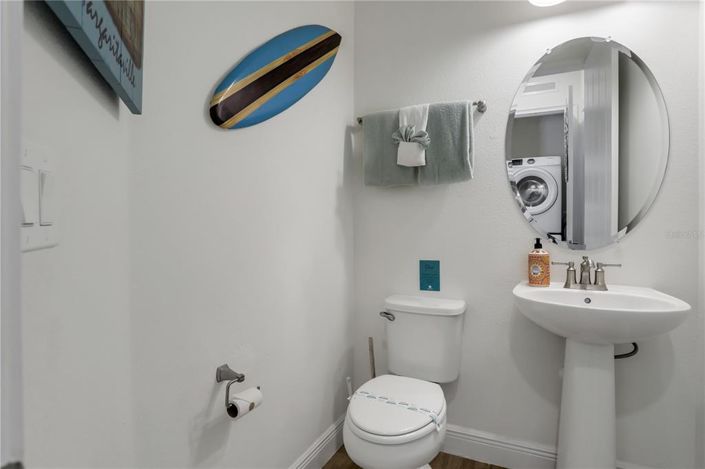 Image No.13-2 Bed House for sale