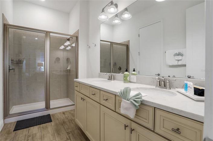 Image No.16-2 Bed House for sale