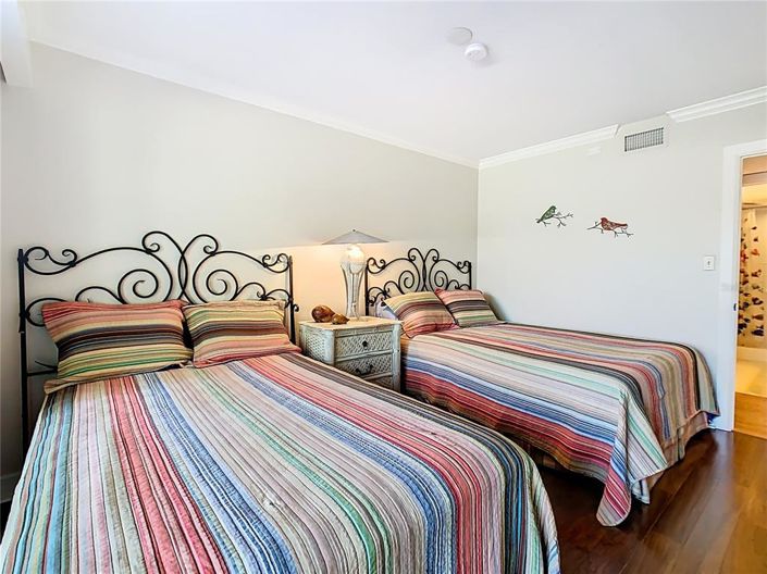 Image No.23-2 Bed Apartment for sale