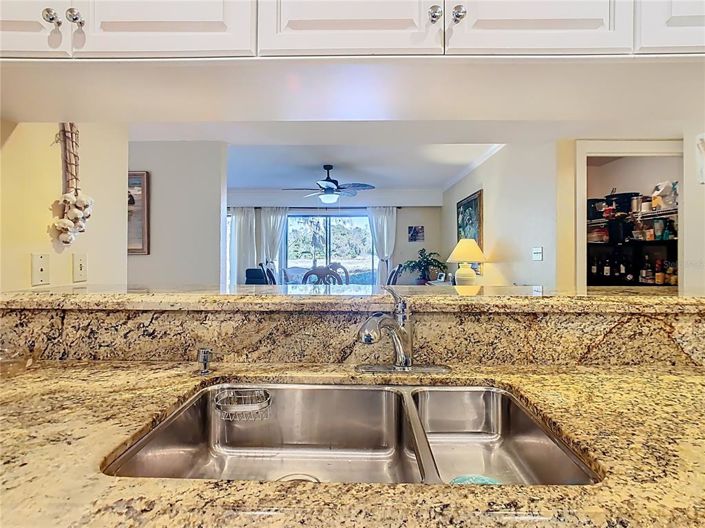 Image No.9-Appartement de 2 chambres à vendre à Saint John