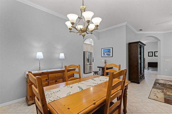 Image No.10-3 Bed House for sale