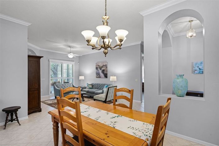 Image No.11-3 Bed House for sale