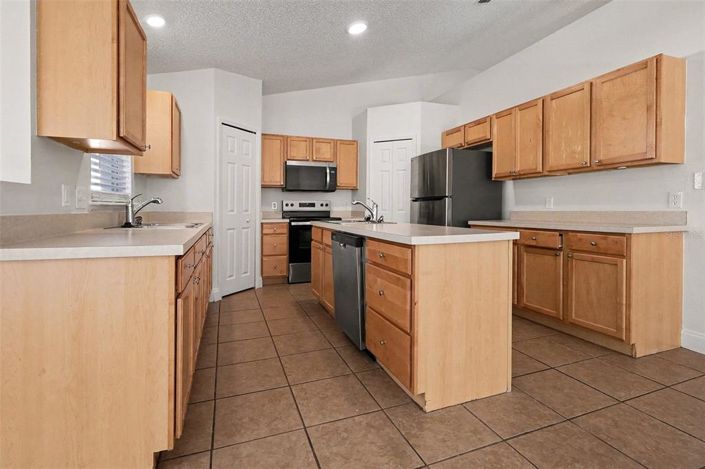 Image No.9-Maison de 4 chambres à vendre à Saint John