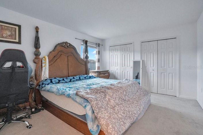 Image No.18-5 Bed House for sale