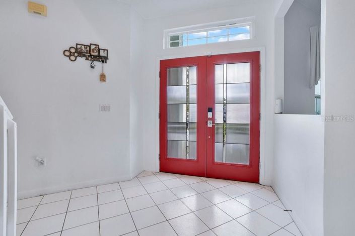 Image No.2-5 Bed House for sale