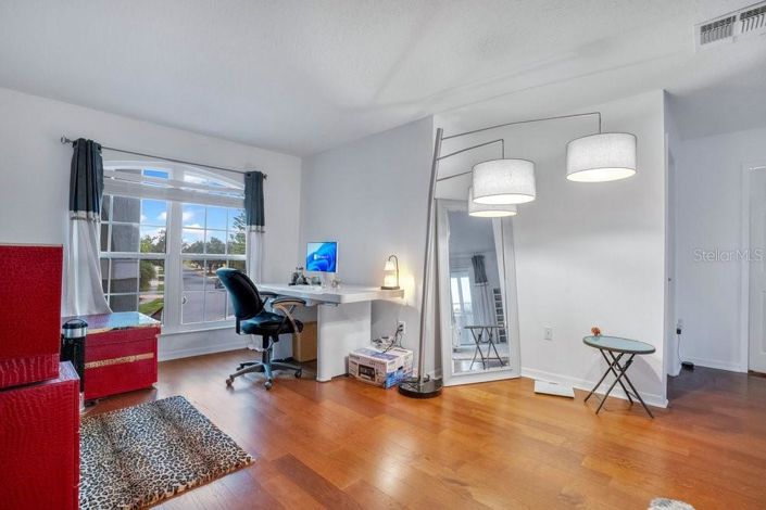 Image No.22-5 Bed House for sale