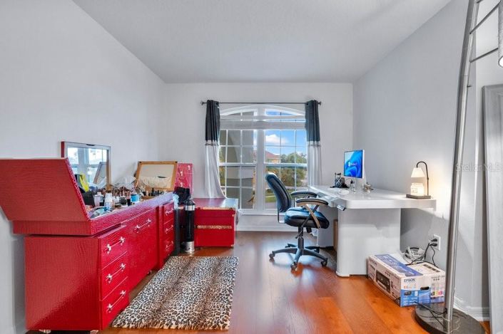 Image No.23-5 Bed House for sale