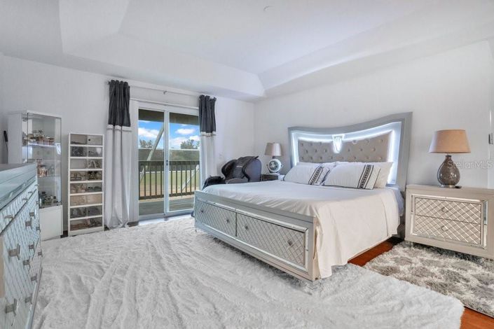 Image No.24-5 Bed House for sale