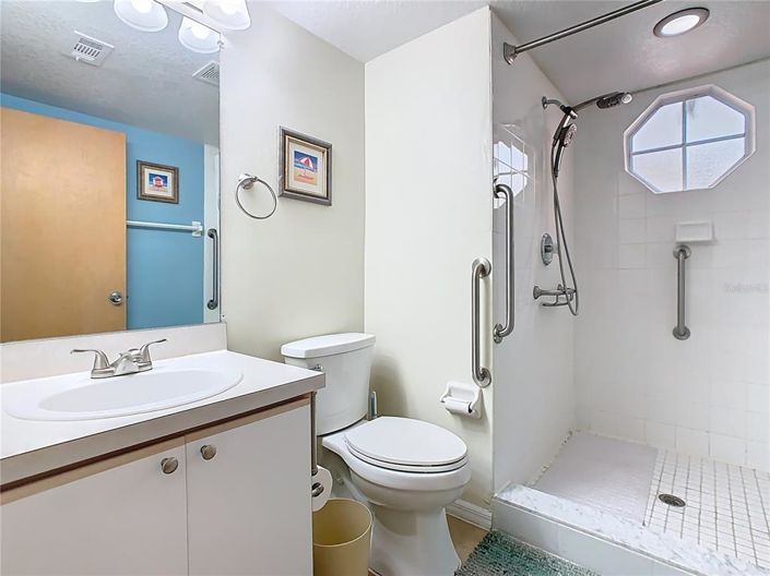 Image No.24-4 Bed Apartment for sale