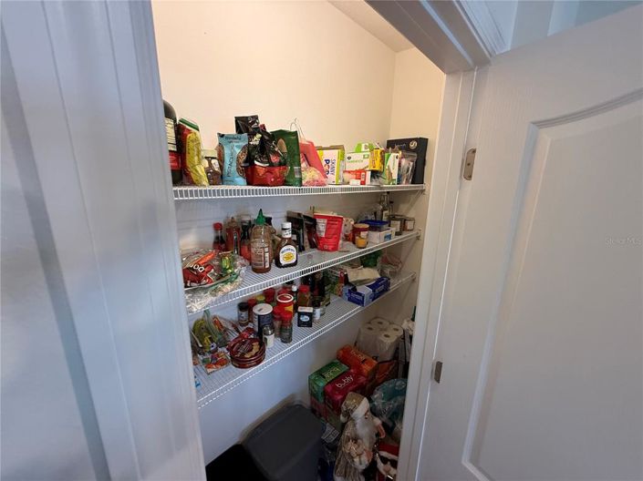 Image No.18-3 Bed House for sale