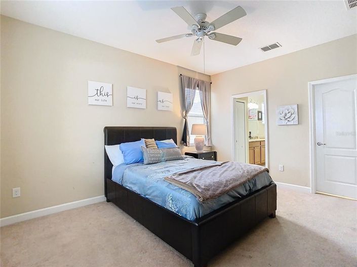 Image No.19-3 Bed House for sale