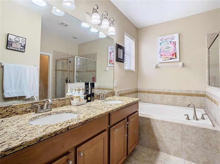 Image No.21-3 Bed House for sale