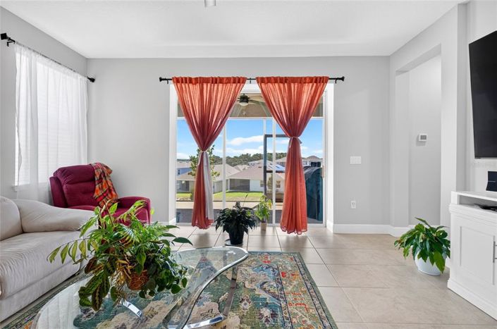 Image No.16-4 Bed House for sale