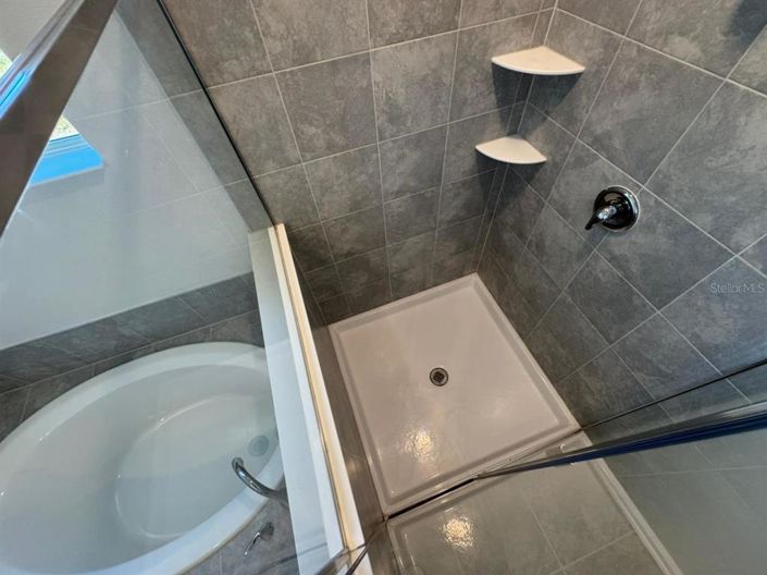 Image No.18-3 Bed Townhouse for sale