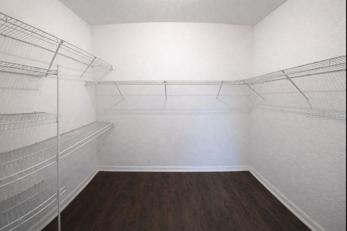 Image No.9-3 Bed Apartment for sale