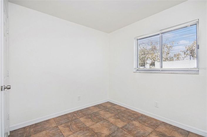 Image No.15-Maison de 4 chambres à vendre à Saint John