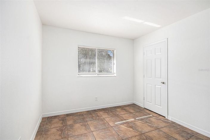 Image No.18-Maison de 4 chambres à vendre à Saint John