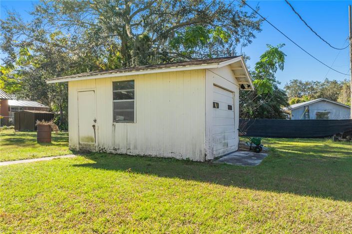 Image No.11-3 Bed House for sale