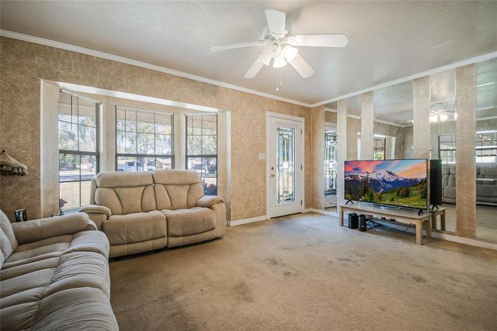 Image No.21-3 Bed House for sale