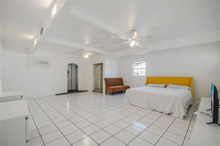 Image No.47-3 Bed House for sale