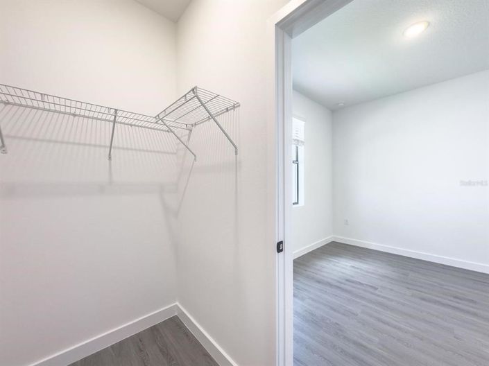 Image No.14-3 Bed Townhouse for sale