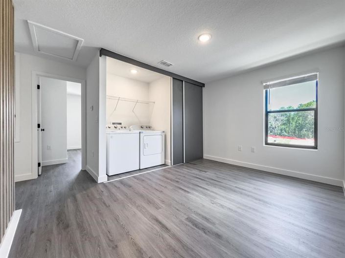 Image No.19-3 Bed Townhouse for sale