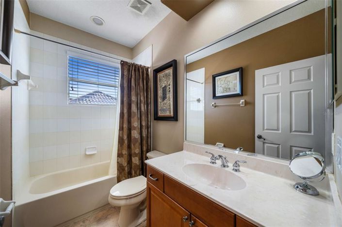 Image No.16-4 Bed House for sale