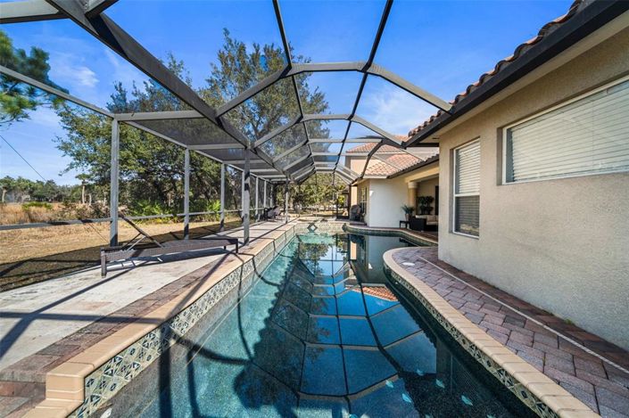 Image No.8-4 Bed House for sale