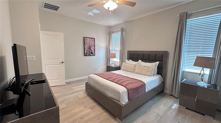 Image No.23-4 Bed House for sale