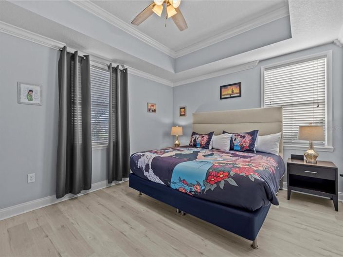 Image No.10-3 Bed Apartment for sale