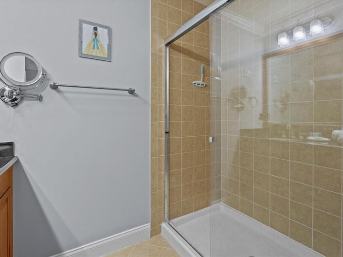 Image No.12-3 Bed Apartment for sale