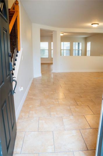 Image No.17-3 Bed House for sale