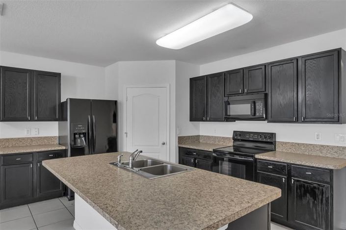 Image No.4-Maison de 4 chambres à vendre à Saint John